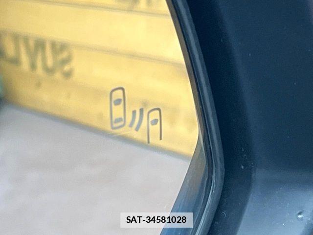 Toyota HARRIER HYBRID 2021-07 7902679-4