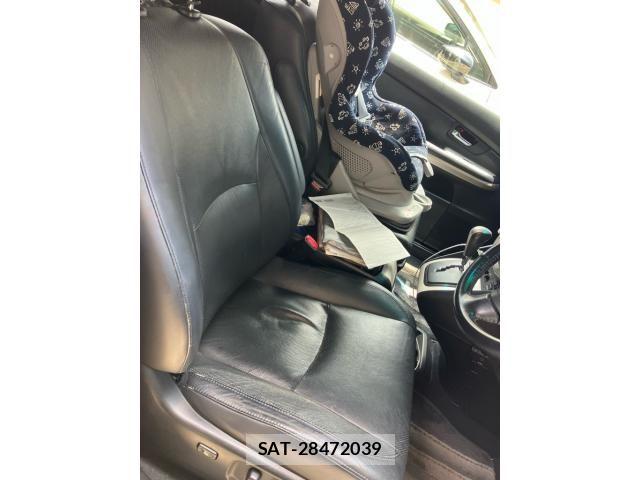 Toyota HARRIER HYBRID 2012-01 7961911-13