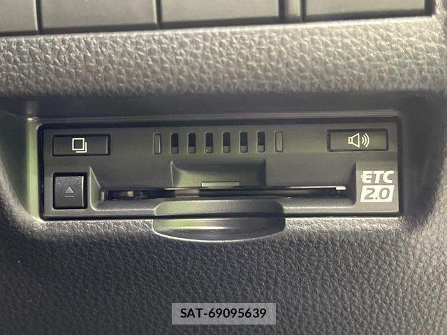 Toyota HARRIER HYBRID 2021-10 7961903-7