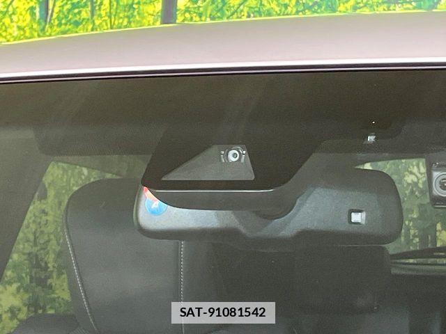 Toyota HARRIER HYBRID 2017-06 7961909-2