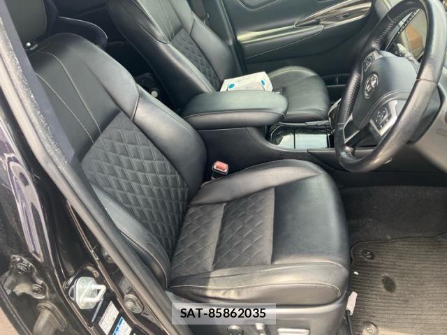 Toyota HARRIER HYBRID 2014-11 8035836-11