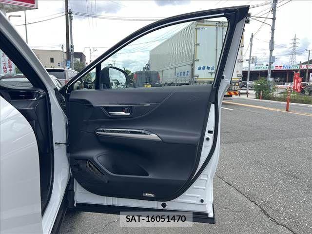 Toyota HARRIER HYBRID 2024-04 8035826-12
