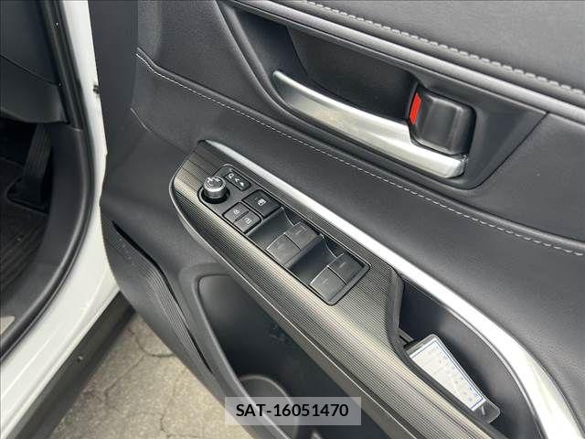 Toyota HARRIER HYBRID 2024-04 8035826-13