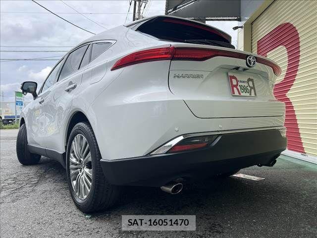 Toyota HARRIER HYBRID 2024-04 8035826-4
