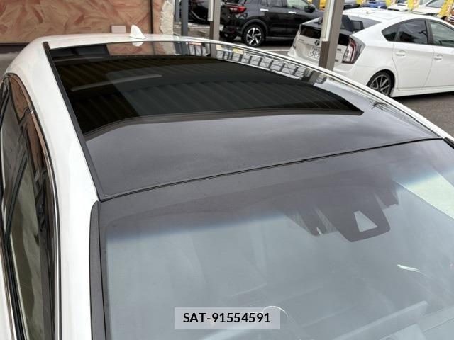 Toyota HARRIER HYBRID 2021-06 8035820-12