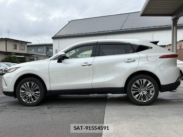 Toyota HARRIER HYBRID 2021-06 8035820-7
