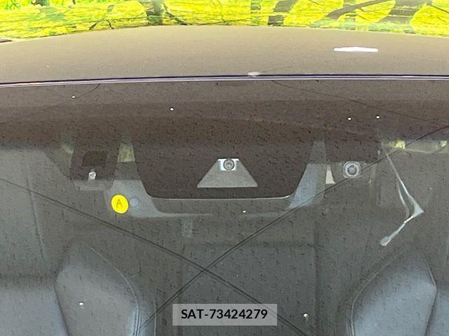 Toyota HARRIER HYBRID 2021-06 8035819-5
