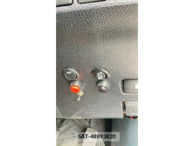 Toyota HARRIER HYBRID 2015-02 8035837-14