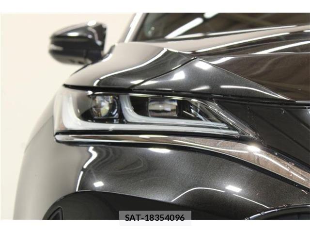 Toyota HARRIER HYBRID 2021-04 8035834-17