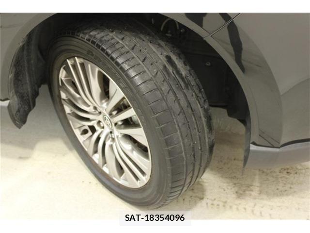 Toyota HARRIER HYBRID 2021-04 8035834-28