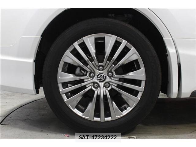 Toyota HARRIER HYBRID 2024-08 8035824-25