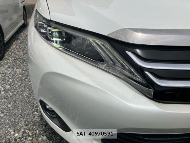 Toyota HARRIER HYBRID 2015-08 8035839-10