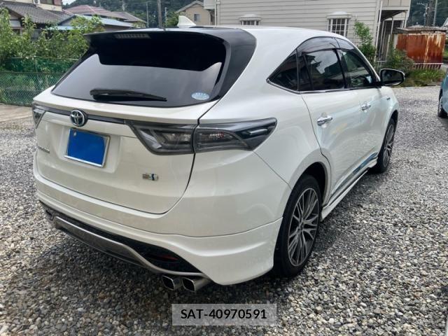 Toyota HARRIER HYBRID 2015-08 8035839-2