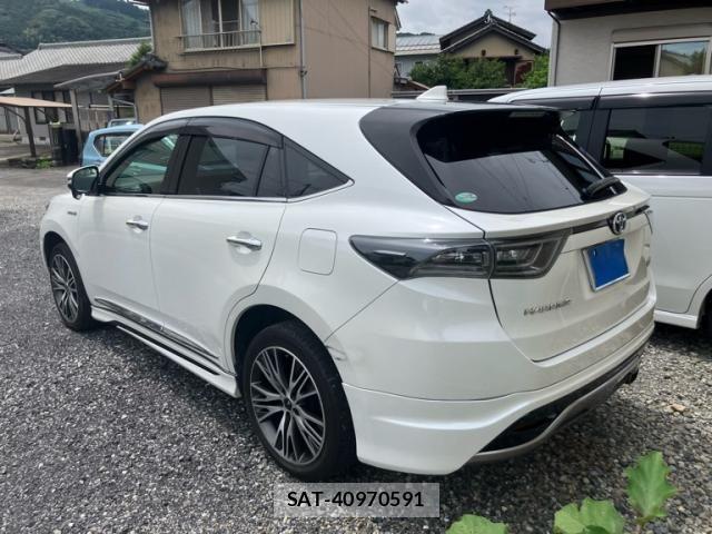 Toyota HARRIER HYBRID 2015-08 8035839-3