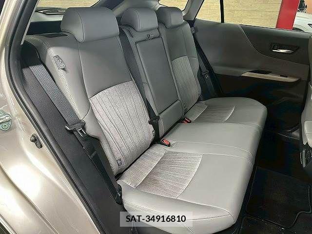 Toyota HARRIER HYBRID 2023-06 8073916-9