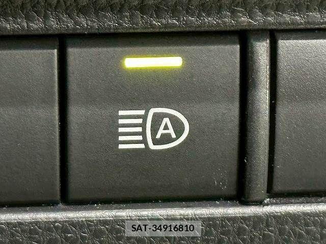 Toyota HARRIER HYBRID 2023-06 8073916-13