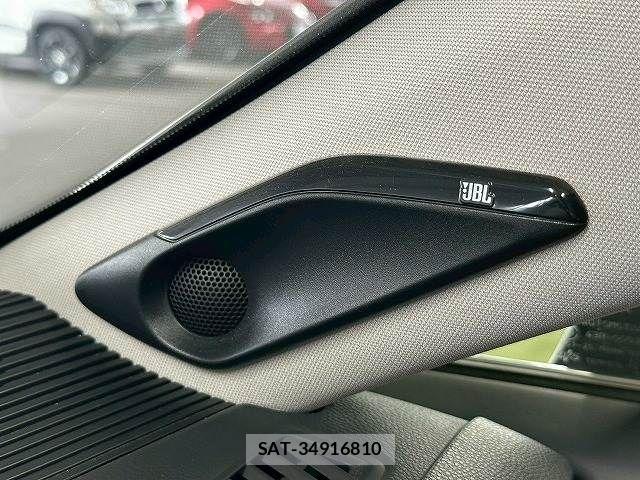 Toyota HARRIER HYBRID 2023-06 8073916-4