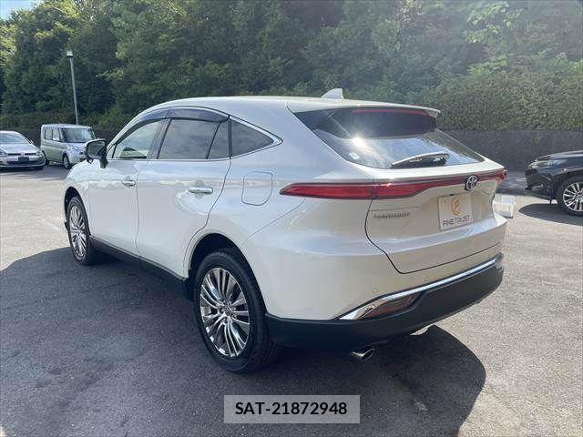 Toyota HARRIER HYBRID 2021-04 8073919-22