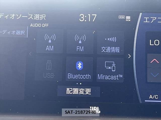 Toyota HARRIER HYBRID 2021-04 8073919-4
