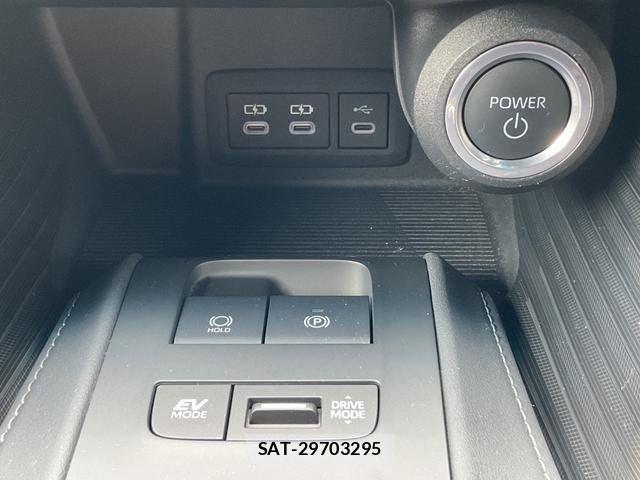 Toyota HARRIER HYBRID 2024-02 8073917-16
