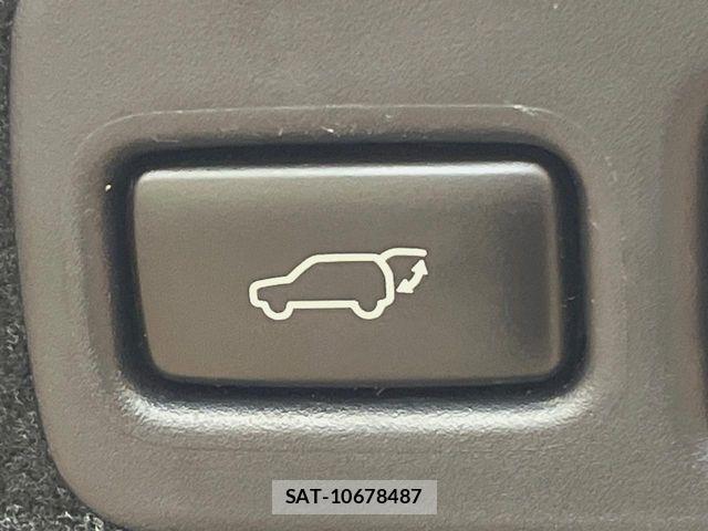 Toyota HARRIER HYBRID 2017-06 8073924-10