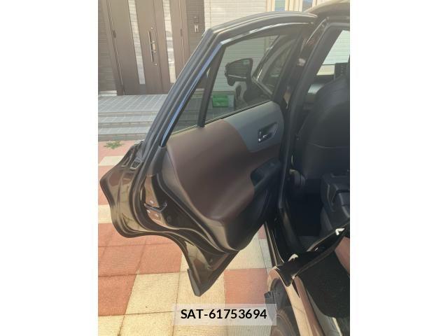 Toyota HARRIER HYBRID 2022-05 8073923-15