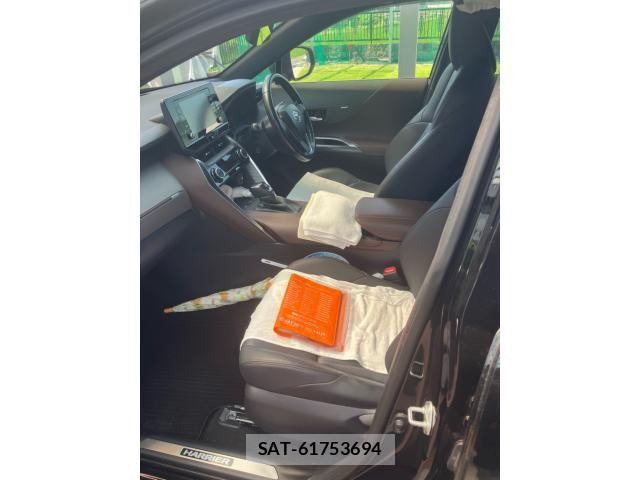 Toyota HARRIER HYBRID 2022-05 8073923-17