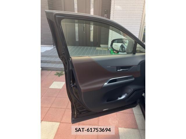 Toyota HARRIER HYBRID 2022-05 8073923-18