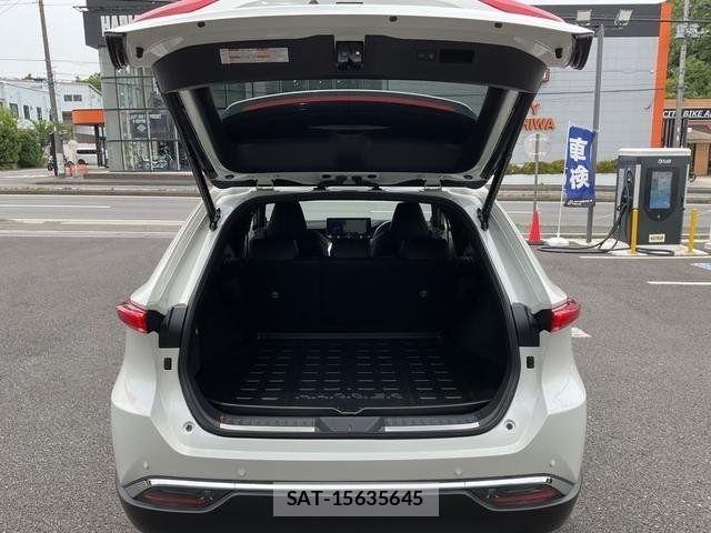 Toyota HARRIER HYBRID 2022-03 8073915-6