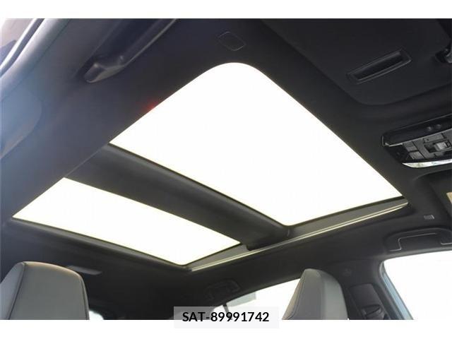 Toyota HARRIER HYBRID 2023-03 8073920-4
