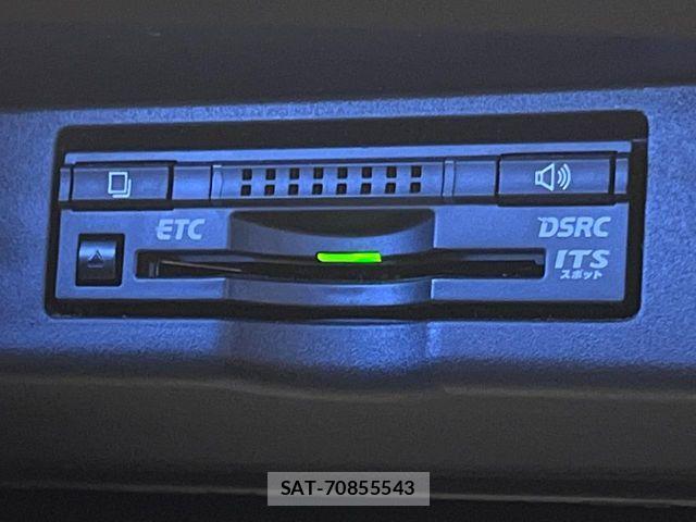 Toyota HARRIER HYBRID 2014-10 8073925-7