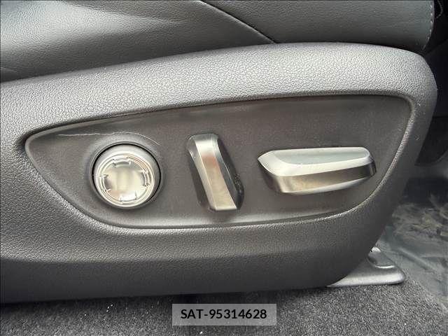 Toyota HARRIER HYBRID 2021-10 8099427-16