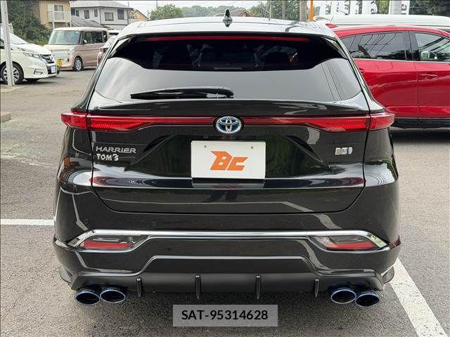 Toyota HARRIER HYBRID 2021-10 8099427-22