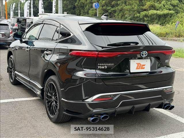 Toyota HARRIER HYBRID 2021-10 8099427-7