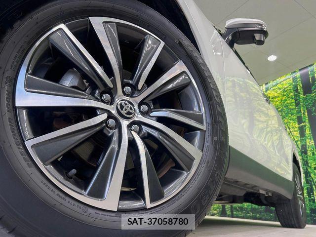 Toyota HARRIER HYBRID 2022-08 8099442-12