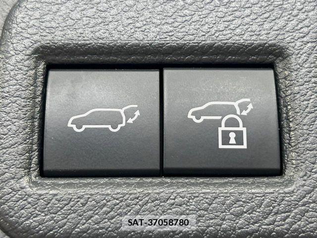 Toyota HARRIER HYBRID 2022-08 8099442-5