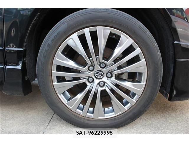 Toyota HARRIER HYBRID 2021-01 8099444-24