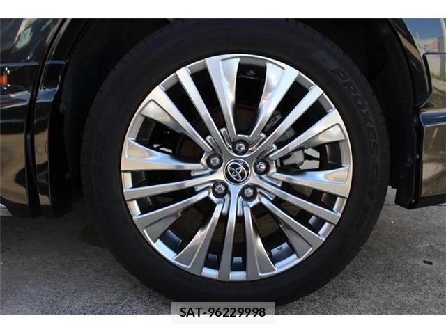 Toyota HARRIER HYBRID 2021-01 8099444-26