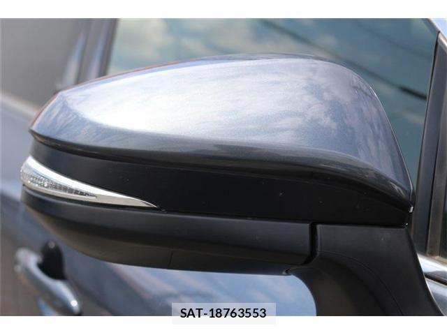 Toyota HARRIER HYBRID 2023-06 8099448-26