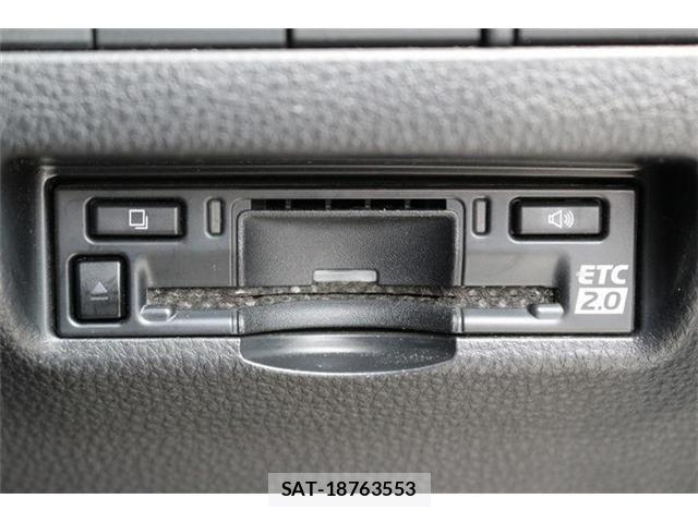 Toyota HARRIER HYBRID 2023-06 8099448-4
