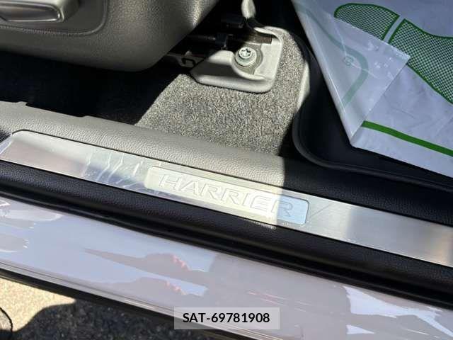 Toyota HARRIER HYBRID 2025-07 8099423-25