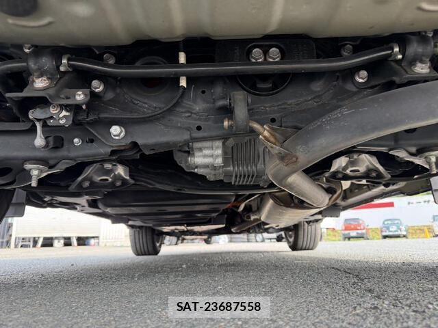 Toyota HARRIER HYBRID 2015-10 8099458-22