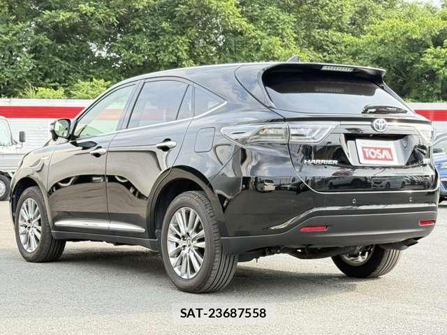 Toyota HARRIER HYBRID 2015-10 8099458-24