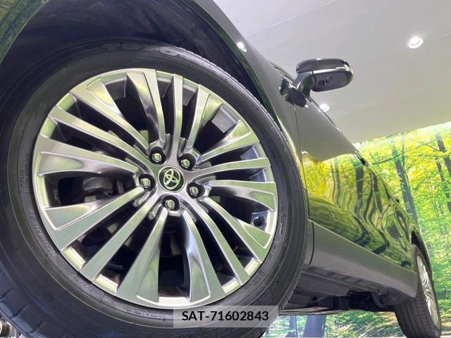 Toyota HARRIER HYBRID 2024-04 8130390-12