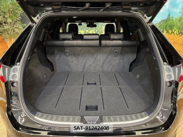 Toyota HARRIER HYBRID 2017-09 8130417-11