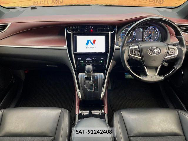Toyota HARRIER HYBRID 2017-09 8130417-1