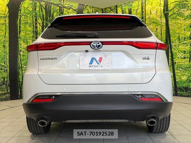Toyota HARRIER HYBRID 2023-09 8130398-14