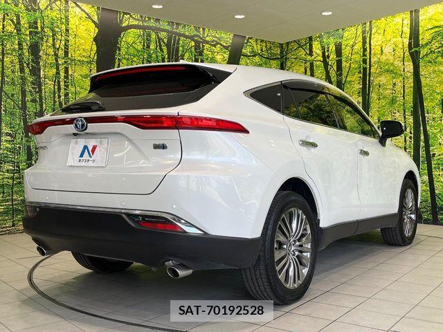 Toyota HARRIER HYBRID 2023-09 8130398-16