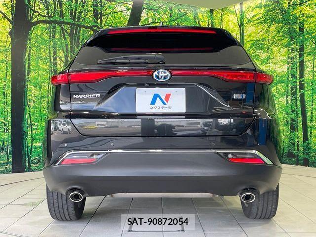 Toyota HARRIER HYBRID 2023-06 8130397-14