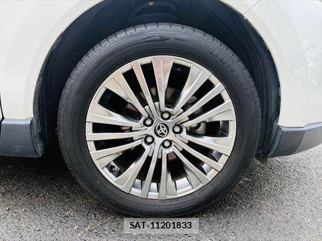 Toyota HARRIER HYBRID 2021-08 8130413-14